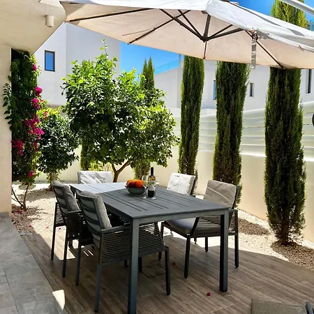 Villa Palm *